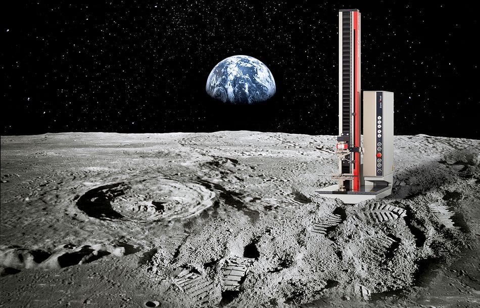 View,Of,Moon,Limb,With,Earth,Rising,On,The,Horizon.