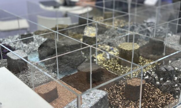 Metallspäne und Brikettierpresse gehören zusammen