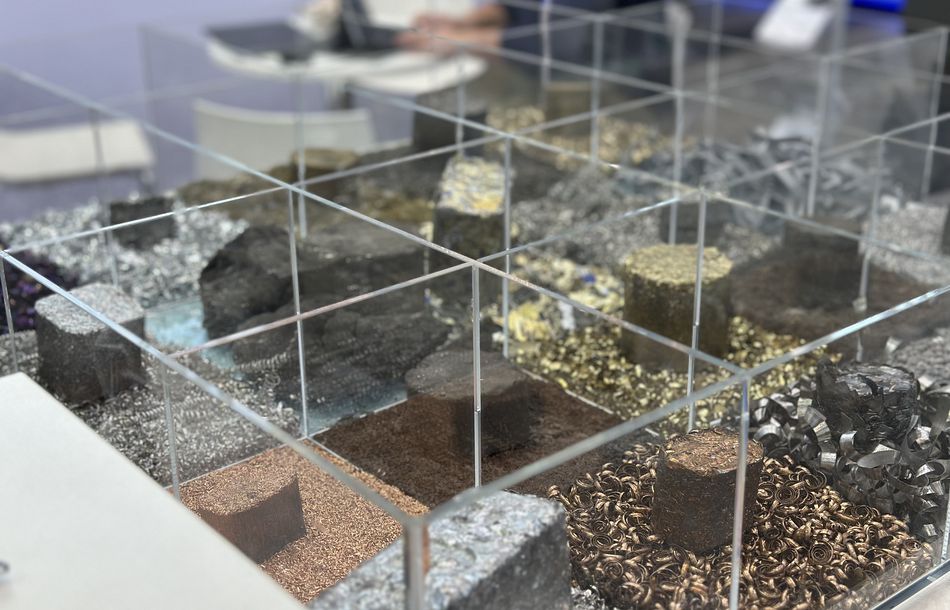 Metallspäne und Brikettierpresse gehören zusammen